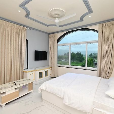 Vedika Garden Hotel Ambavna Ngoại thất bức ảnh